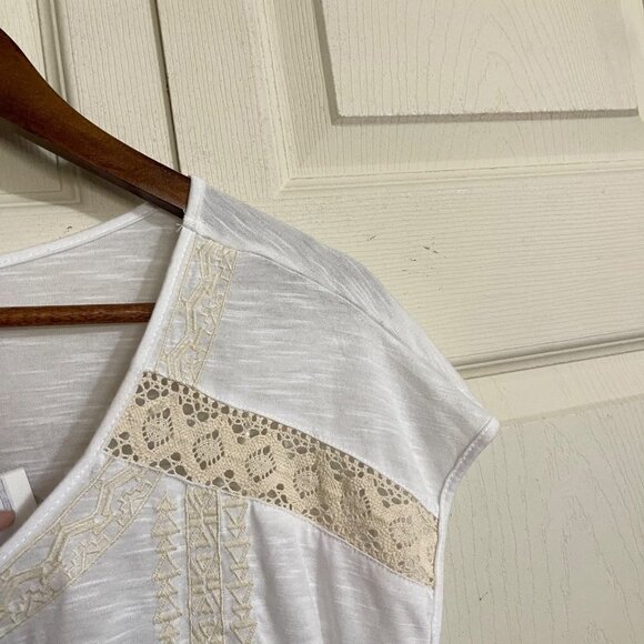 RXB Womens NWT White Cream Embroidered Shark Bite Hem Bohemian Blouse Large - Picture 4 of 8